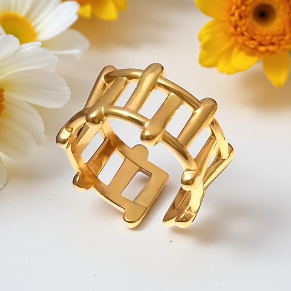 ποΈ18K Gold Plated Stainless Steel Open Adjustable Ring π Fits Sizes 6-9 - Picture 7 of 11